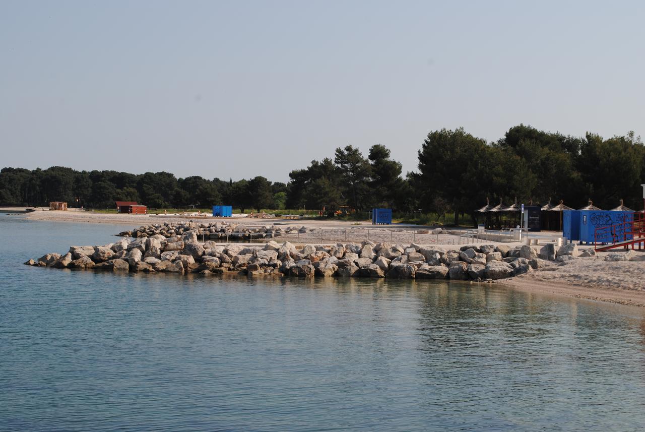 Holiday Home Ana Pula Exterior photo